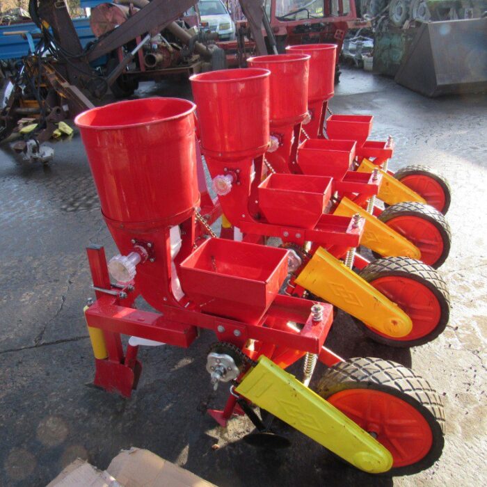 – JN TRADING BV Corn Seeder Planter