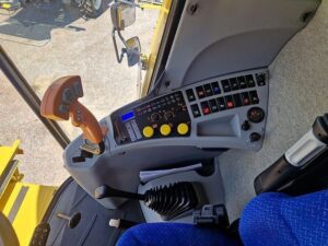 2013 New Holland TC5070 Combine Harvester for Sale